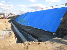 都市計画道路柞田川右岸線　道路改築工事